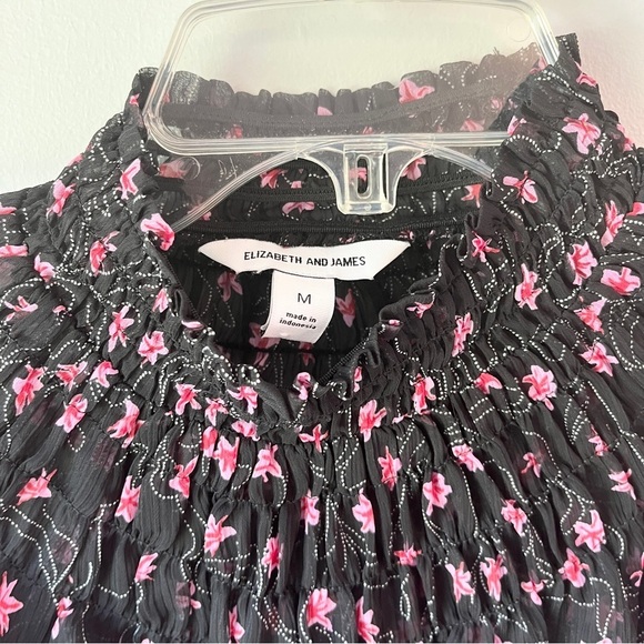 🏷️ 2/$20 Elizabeth and James Sheer Balloon Sleeve Micro Floral Blouse - Picture 9 of 9